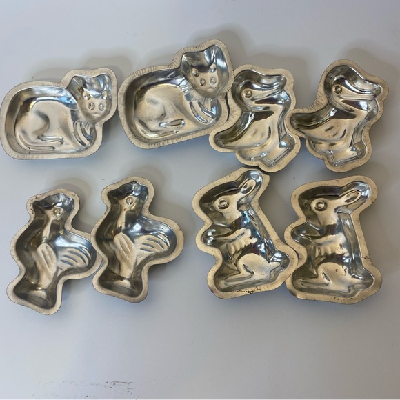 Set of 8 vintage tin chocolate molds - Picture 3 of 8